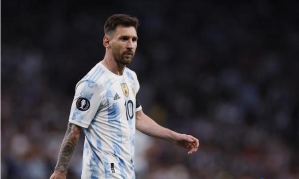 大雪天炖锅鸡汤给要考试的孩子补补身体，儿子说吃到妈妈菜很幸福